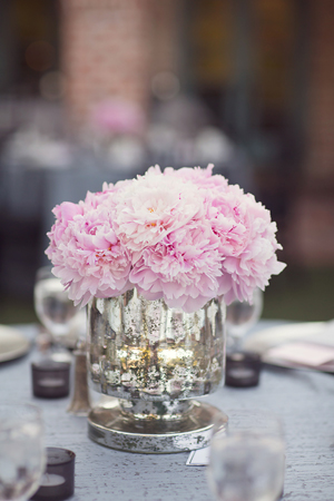 44 Best Pictures Pink And Grey Wedding Decorations / Five Beautiful Wedding Colors In Shades of Grey | Wedding ...