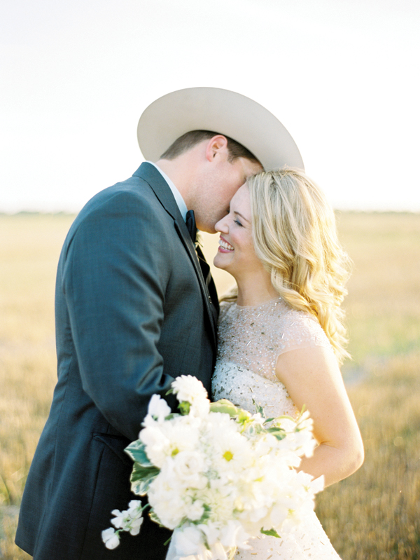 Heart of a Cowboy (Texas Brides & Bachelors)